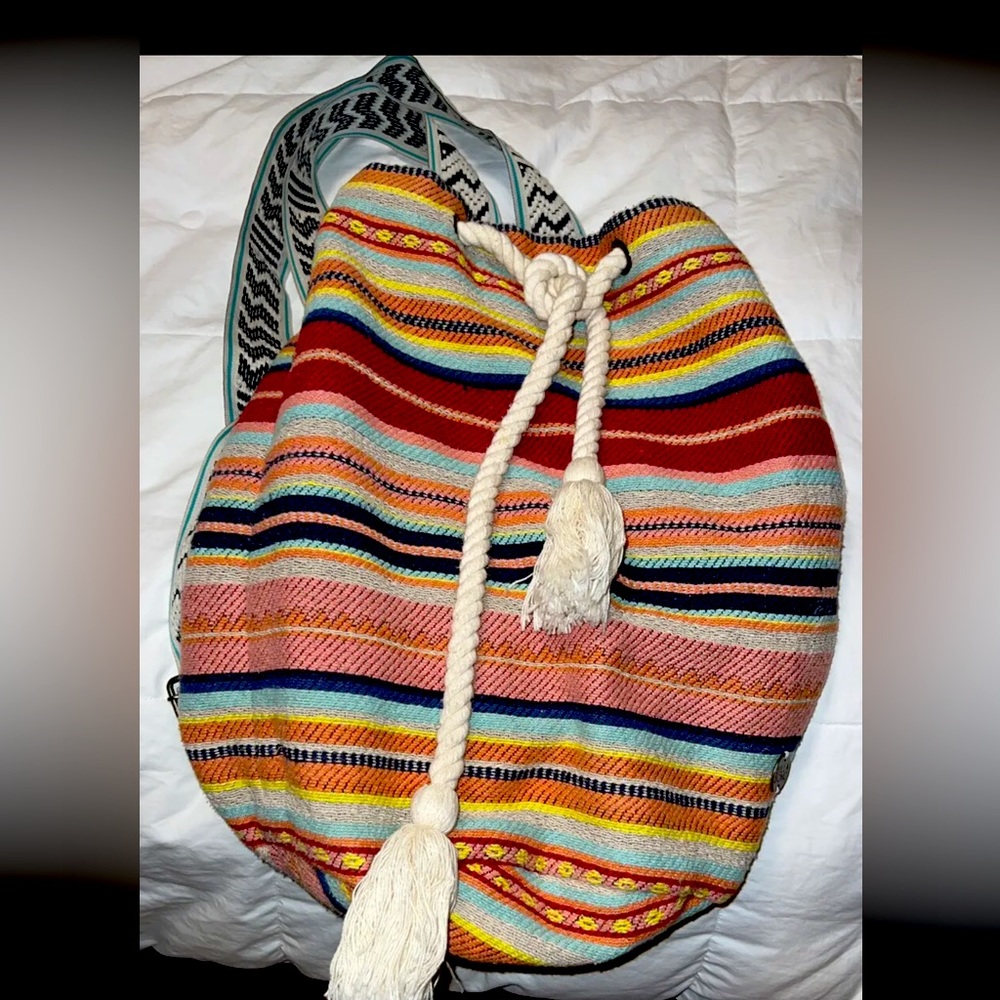 Billibong Aztec backpack stripes